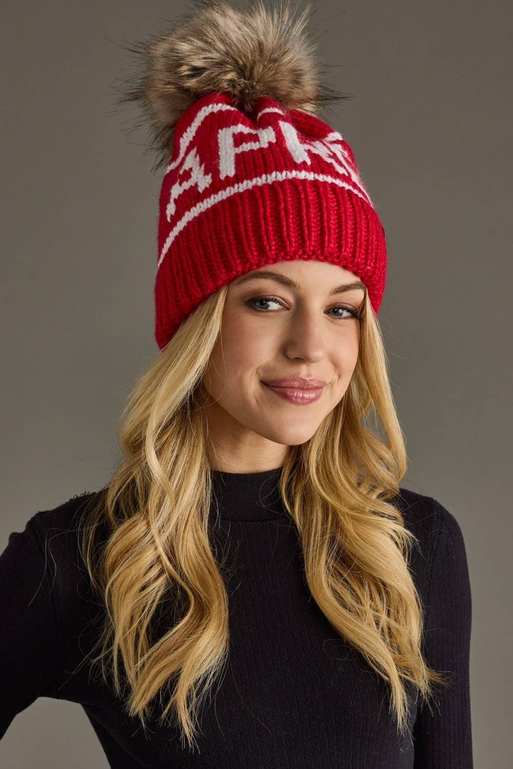 Pom Hat-Red & White Apres
