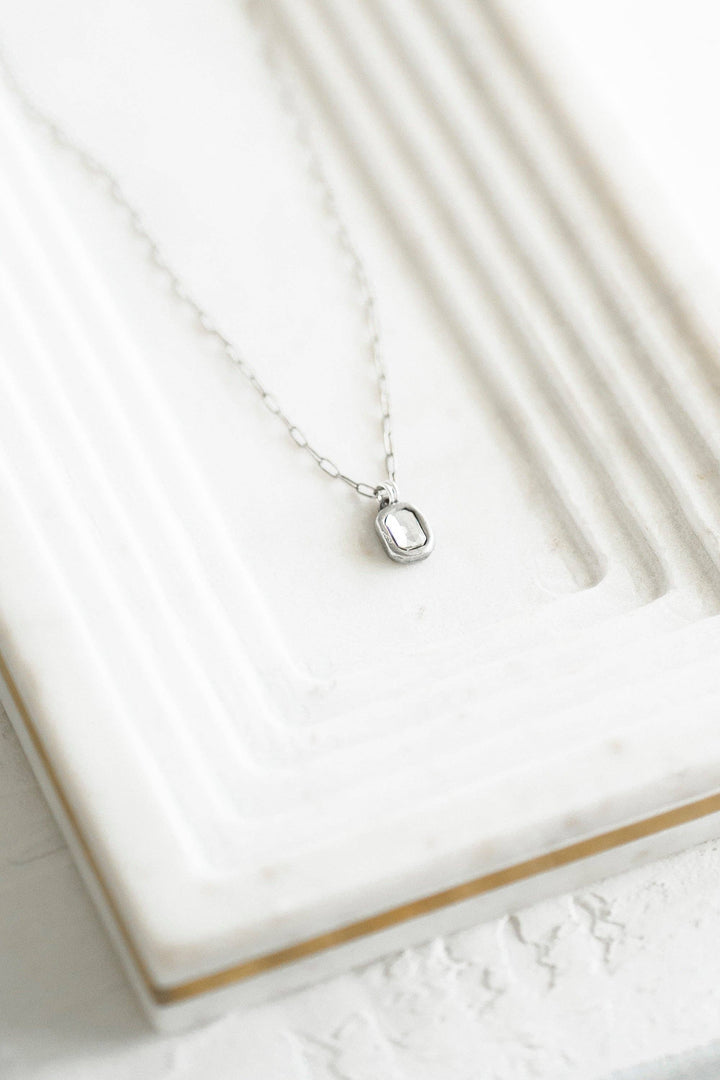 Cove Necklace