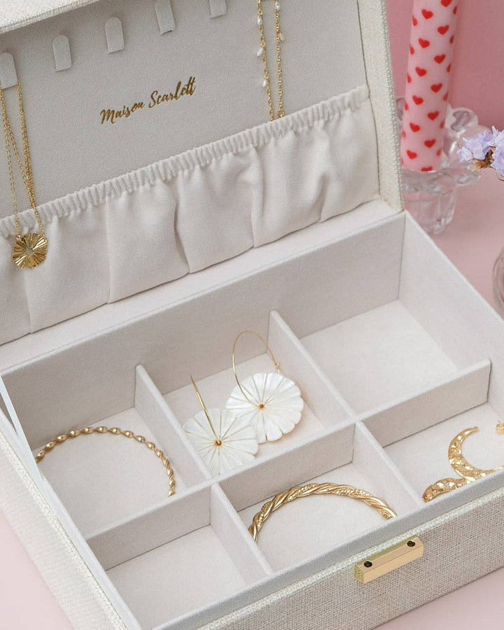 Louise-Linen Jewelry Box