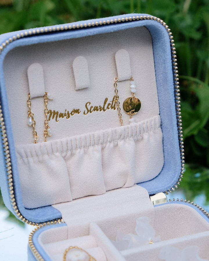 Corinne-Velvet Travel Jewelry Box