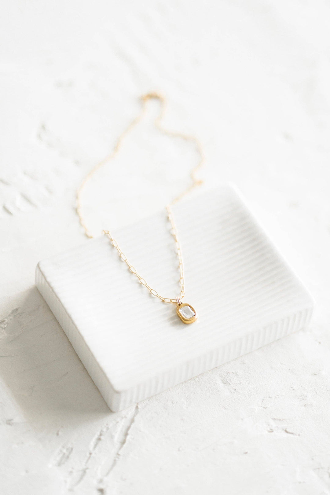 Cove Necklace