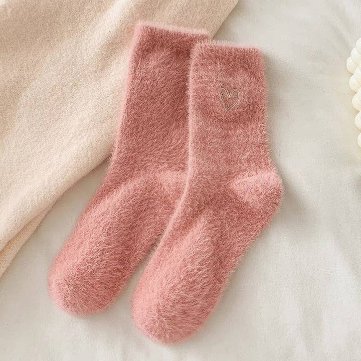 Cute Heart Embroidery Fuzzy Plush Socks DP25H516