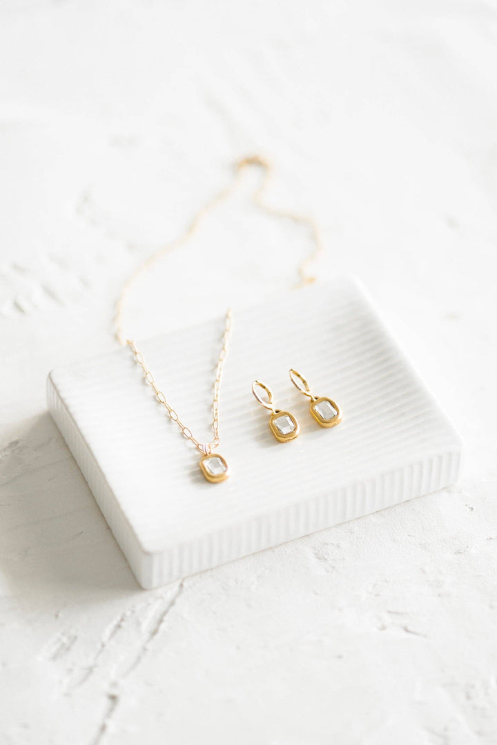 Cove Necklace
