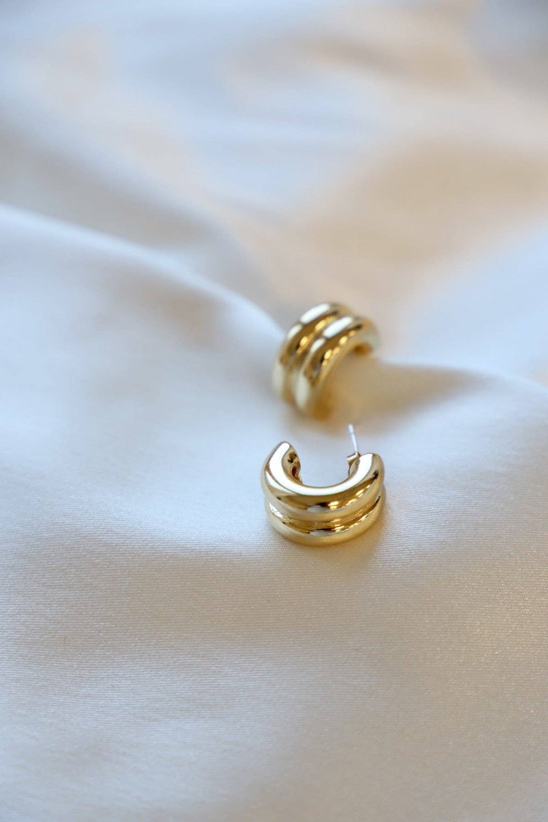 E1605G Gold The Nines Chunky Double Hoop