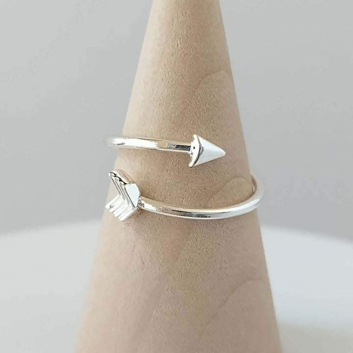 Arrow Ring: Silver
