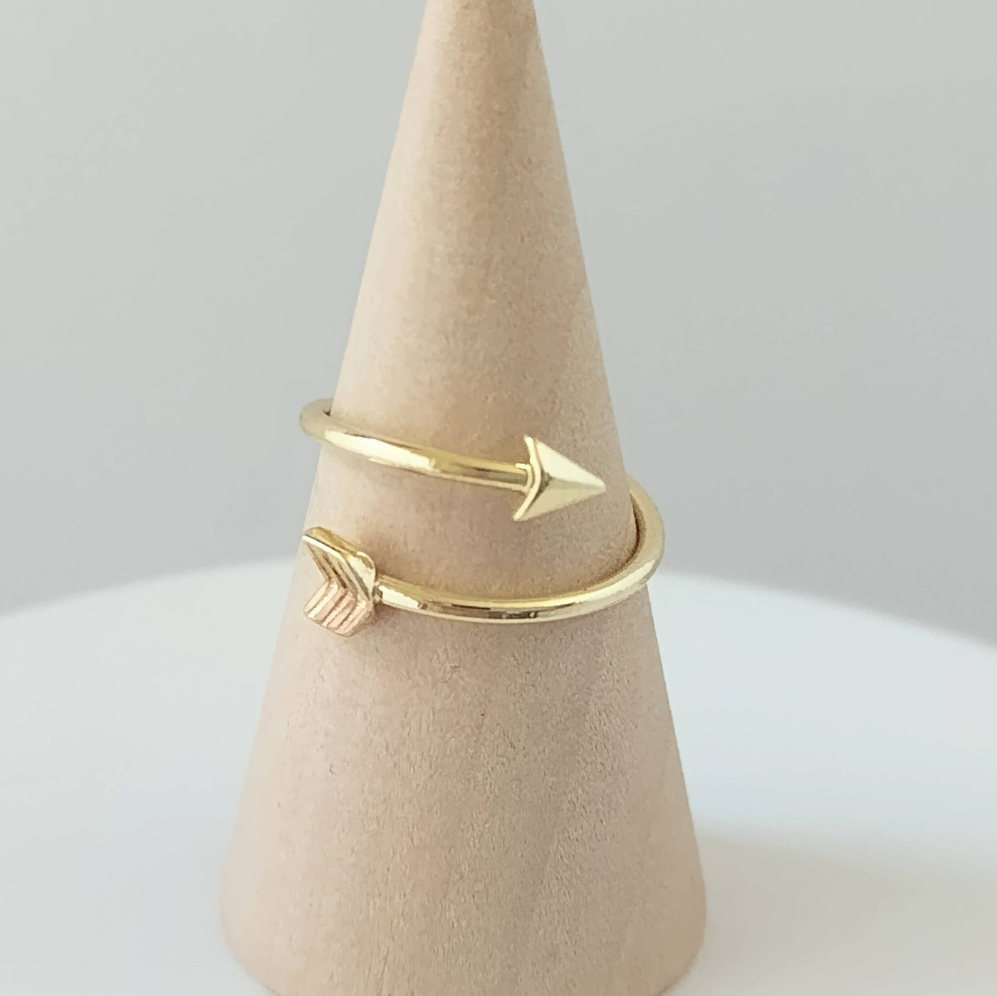 Arrow Ring: Gold